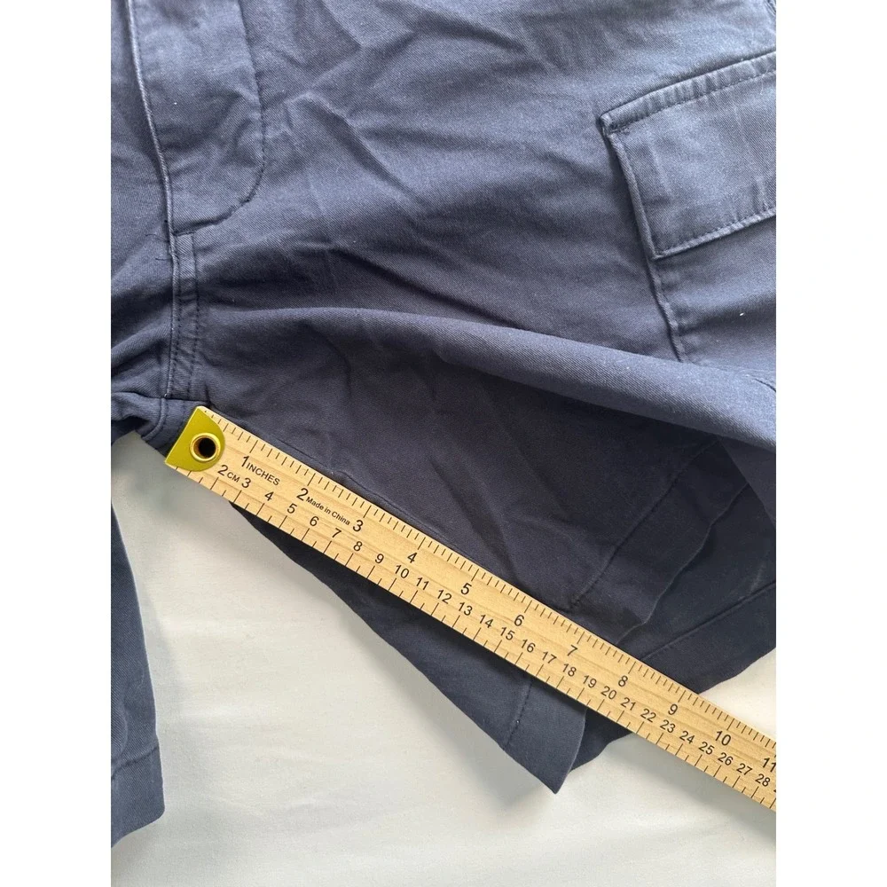 Old Navy Mens 32 Lived-In Straight Cargo Shorts Navy Blue Built-In Flex Stretch